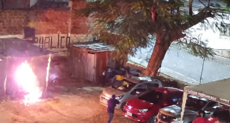 Incendio intencional en parqueadero del centro de Manta – La Voz del Altiplano