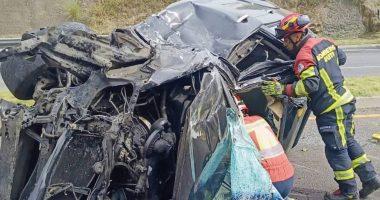 4 heridos y vía al aeropuerto cerrada – La Voz del Altiplano