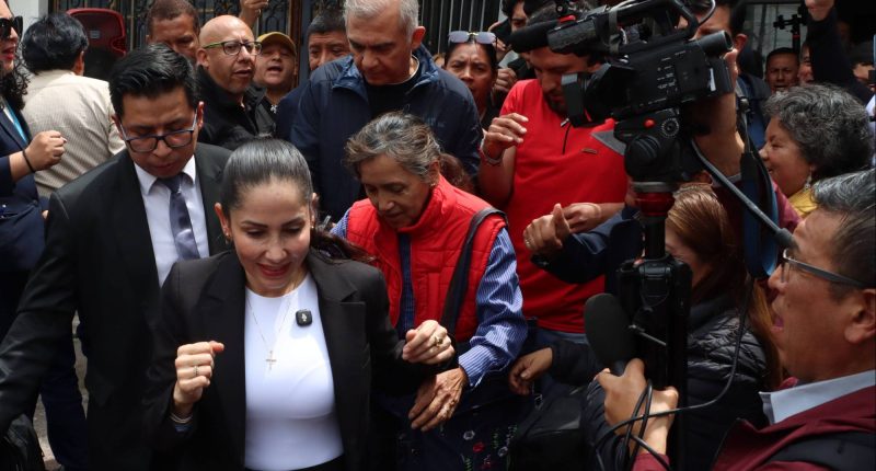 Luisa González en Audiencia por Investigación del CNE 2023 – La Voz del Altiplano