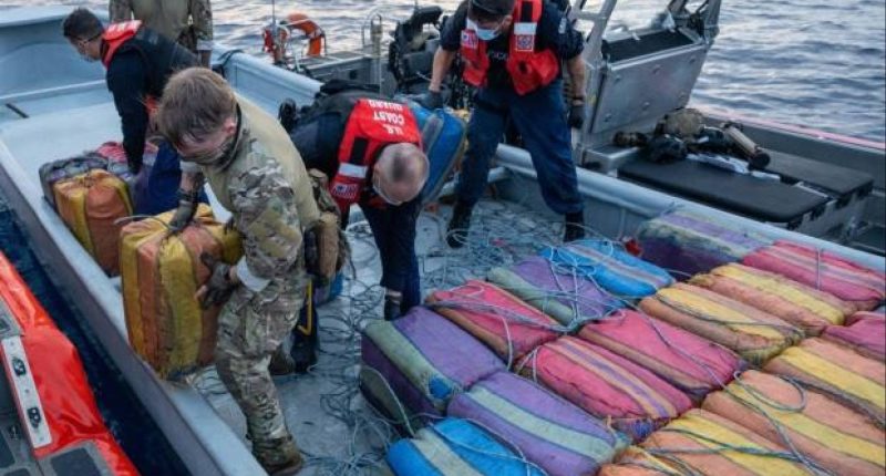 Incautan 2 Toneladas de Droga en Operativo Ecuador-EE.UU. – La Voz del Altiplano