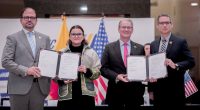 Ecuador firma acuerdo con EE.UU. – La Voz del Altiplano