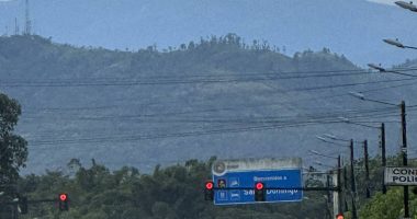 Vista de tres volcanes desde Santo Domingo – La Voz del Altiplano
