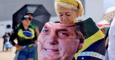 Bolsonaro mejora de salud, sin fecha para dejar la UCI – La Voz del Altiplano