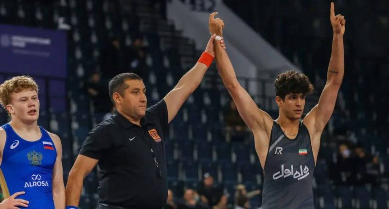 Irán ejecuta a luchador de 19 años vinculado a protestas – La Voz del Altiplano