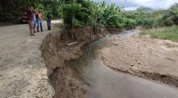 Socavón en vía a La Planchada amenaza turismo en Sucre – La Voz del Altiplano