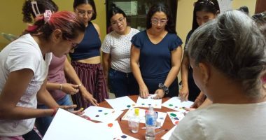 Formación en Peluquería: Proyectos de Cooperación Alemana – La Voz del Altiplano