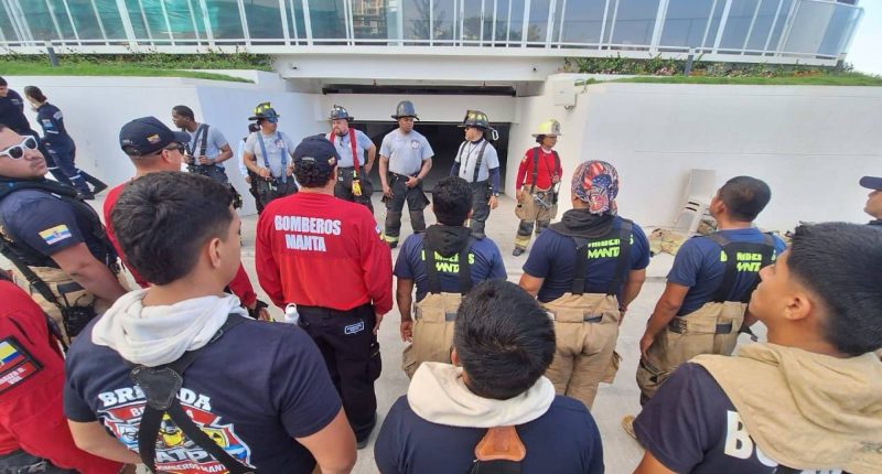 Capacitación de Bomberos de Manta en Operaciones de Gran Altura – La Voz del Altiplano