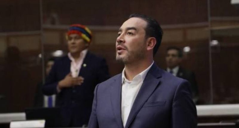 ADN no logra 101 votos para destituir – La Voz del Altiplano