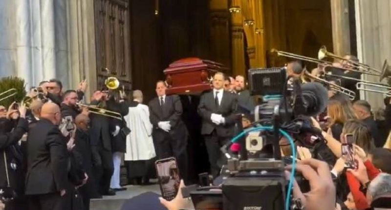 Willie Colón despedido en misa pública en la Catedral de NY – La Voz del Altiplano