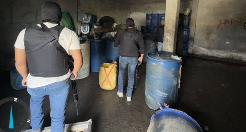 Allanan centro ilegal de hidrocarburos en Esmeraldas Palestina – La Voz del Altiplano