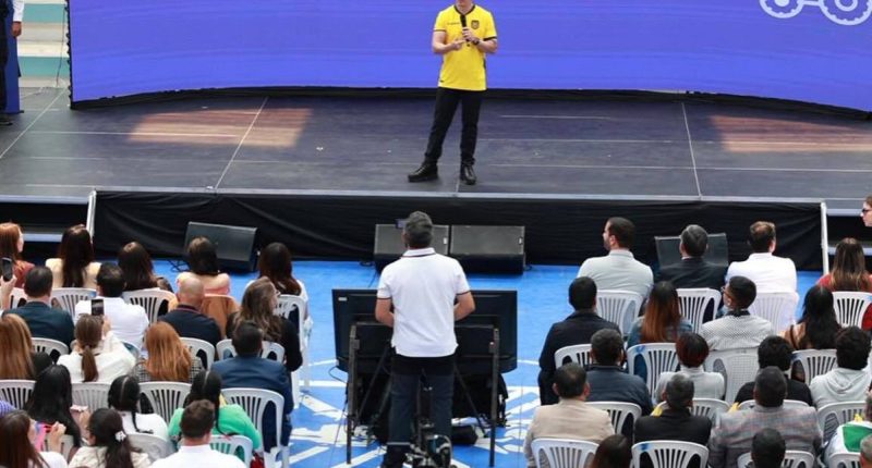 Gobierno presenta programa ‘Compromiso por el Empleo’ – La Voz del Altiplano