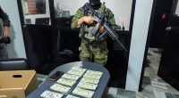 Detenido con 50 mil dólares en efectivo y mochila sospechosa – La Voz del Altiplano