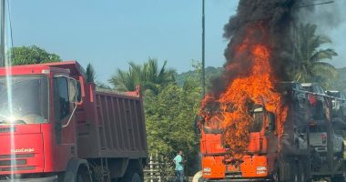 Incendio consume camión en Rocafuerte – La Voz del Altiplano