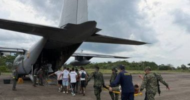 Soldado escapa de avión militar en Colombia – La Voz del Altiplano