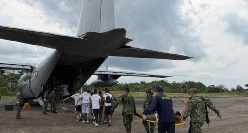 Soldado escapa de avión militar en Colombia – La Voz del Altiplano