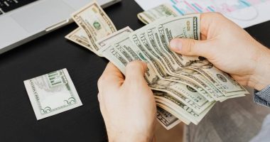 Décimo cuarto sueldo en Ecuador: Multas por no cumplir – La Voz del Altiplano