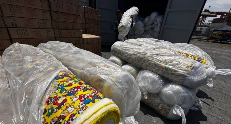 Senae incauta 170 rollos de tela en Guayaquil por infracción – La Voz del Altiplano