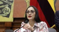 Contraloría Verifica Bienes de Viviana Veloz – La Voz del Altiplano