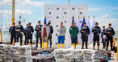 Pescadores jaramijenses atrapados en la ‘autopista de la droga’ – La Voz del Altiplano