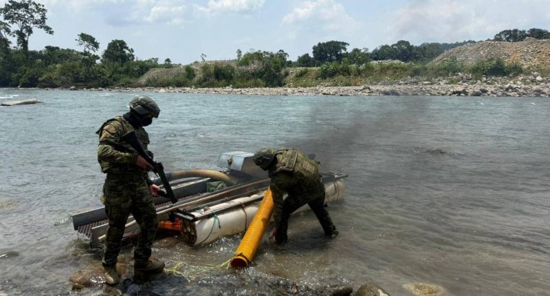 Operativo contra minería ilegal en El Chaco, Napo: maquinaria inhabilitada – La Voz del Altiplano