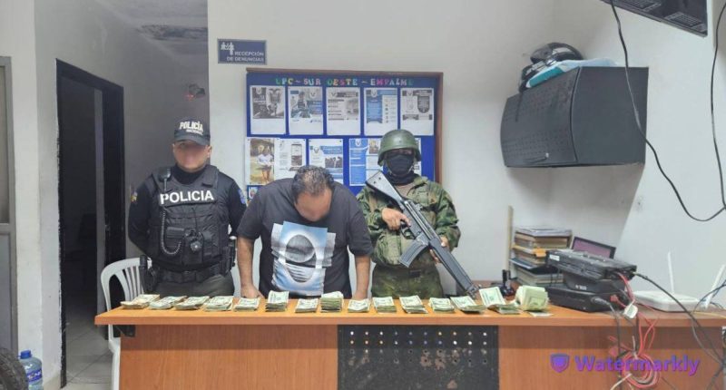 Detienen a ciudadano con USD 14.000 en El Empalme – La Voz del Altiplano