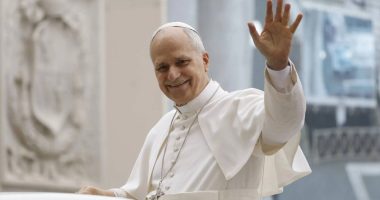 Aviones como Portadores de Paz – La Voz del Altiplano