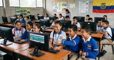 Conectividad educativa en Ecuador con fibra óptica – La Voz del Altiplano