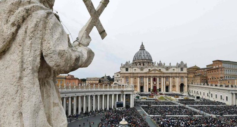 Documentos secretos del Vaticano salen a la luz: ¿Qué revelan? – La Voz del Altiplano
