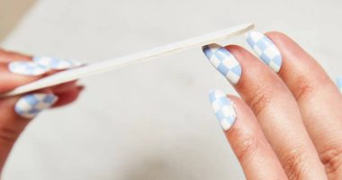 Bebé muere en Argentina tras atragantarse con uña postiza – La Voz del Altiplano