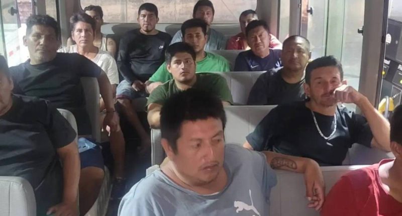 Tres pescadores rescatados en El Salvador ya regresaron a Ecuador: ¿Qué pasó con los otros? – La Voz del Altiplano