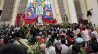 miles de fieles participan en bendición de ramos por inicio de Semana Santa – La Voz del Altiplano