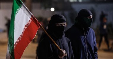 General iraní dice que incendiarán «cualquier barco» que cruce por el estrecho de Ormuz – La Voz del Altiplano