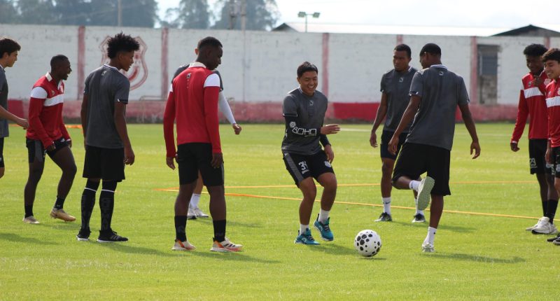 El ‘Rodillo’ con la mirada en Aucas – La Voz del Altiplano