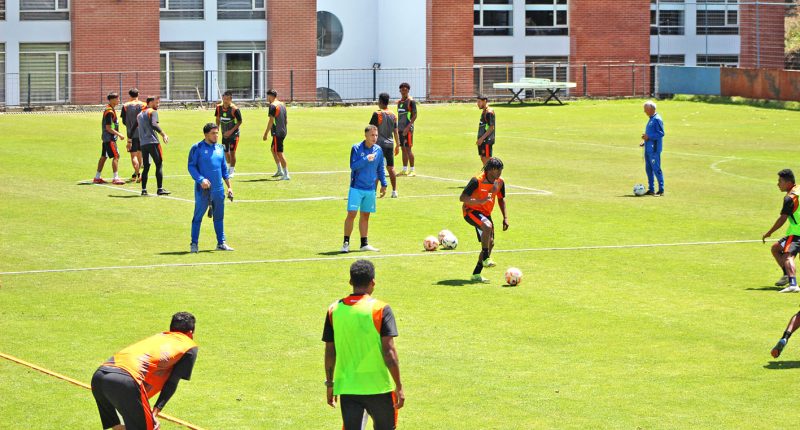 Semana de Sudamericana y Clásico Ambateño  – La Voz del Altiplano