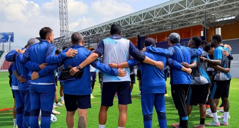 Semana celeste culminó en el Bellavista  – La Voz del Altiplano