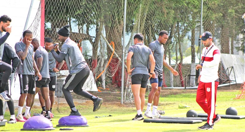 Semana precompetitiva para el ‘Rodillo’  – La Voz del Altiplano