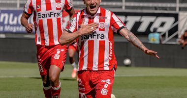 El ‘Rodillo’ sorprendió al ‘Papá’ en su casa – La Voz del Altiplano