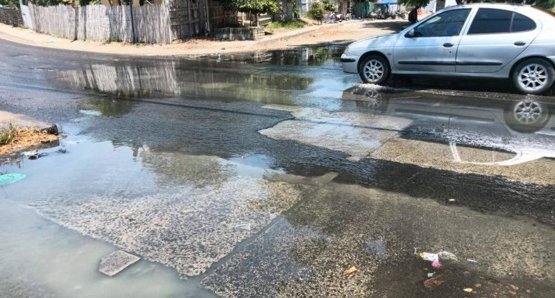 Vecinos de El Palmar denuncian rebose de aguas servidas – La Voz del Altiplano