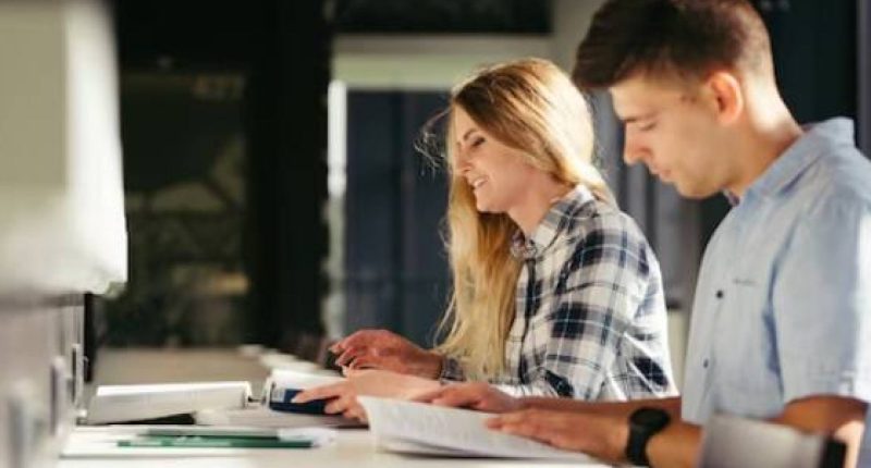 Estudia en India: Becas para ecuatorianos – La Voz del Altiplano