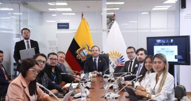 Comisión Legislativa Recibe Aportes para Ley de Eutanasia – La Voz del Altiplano