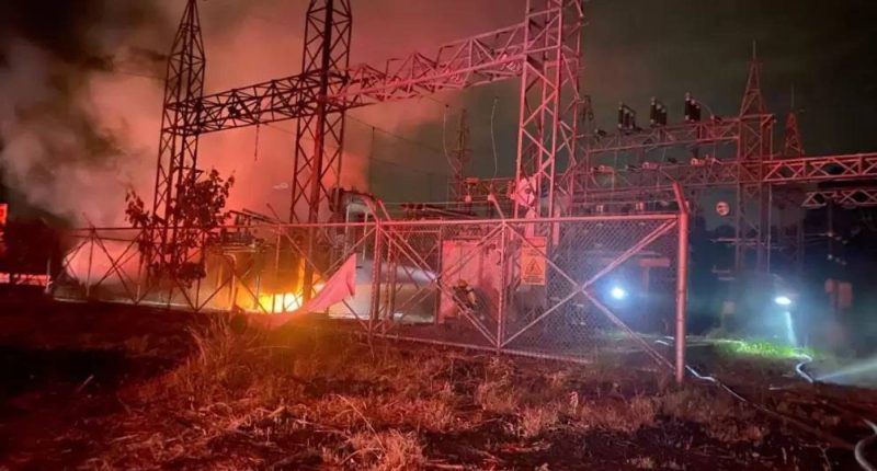 Apagón por incendio en subestación eléctrica en Santa Elena – La Voz del Altiplano