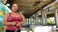 Predios de escuela destruida es refugio de damnificados del 16A – La Voz del Altiplano