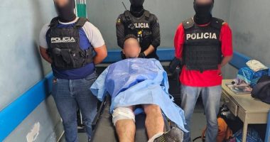 Policía detiene asaltante tras intento de robo en banco – La Voz del Altiplano