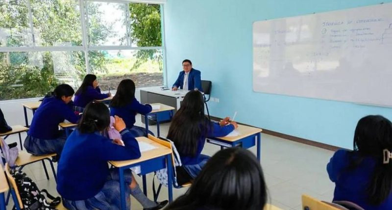 Docentes de Costa y Galápagos regresan el 13 de abril – La Voz del Altiplano