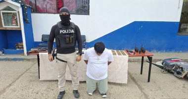 un detenido y armas decomisadas – La Voz del Altiplano