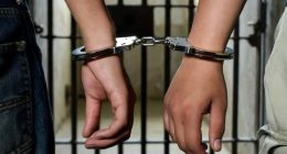 Cayeron sicarios con camioneta robada en complejo deportivo – La Voz del Altiplano