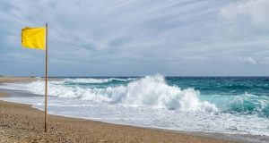 41 Playas de Ecuador con Oleaje para Semana Santa – La Voz del Altiplano