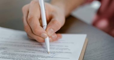 En Ecuador hay una ley que te protege de la «letra pequeña» – La Voz del Altiplano