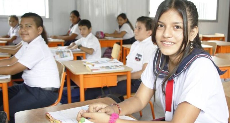 Regreso a clases Costa y Galápagos 2026 – La Voz del Altiplano