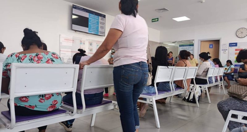 Demoras en Emergencias del IESS Manta: Pacientes Esperan 4 Horas – La Voz del Altiplano